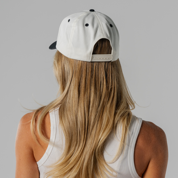 The HydroJug Hat E3